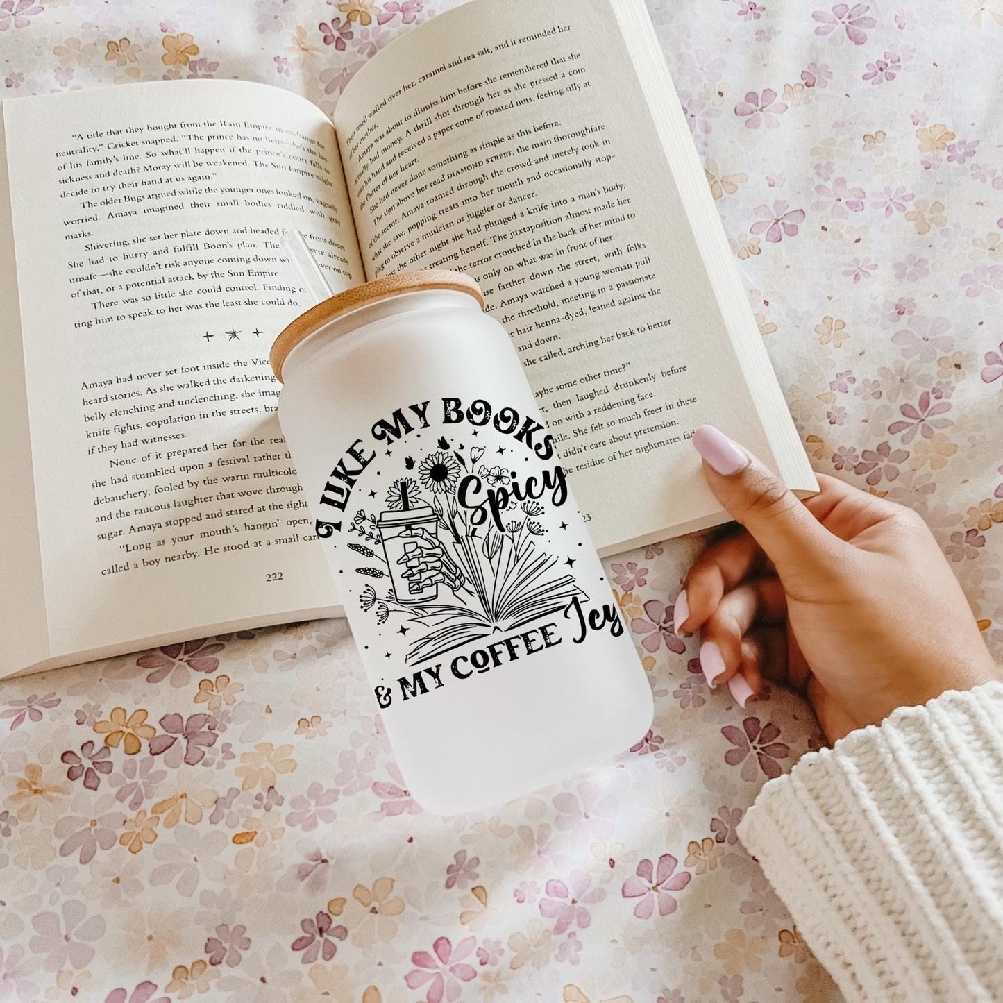 I Like My Books Spicy & My Coffee Icy Bookish Iced Coffee Glass, Perfect for Book Lovers, Cozy Book Gifts, Book Cup