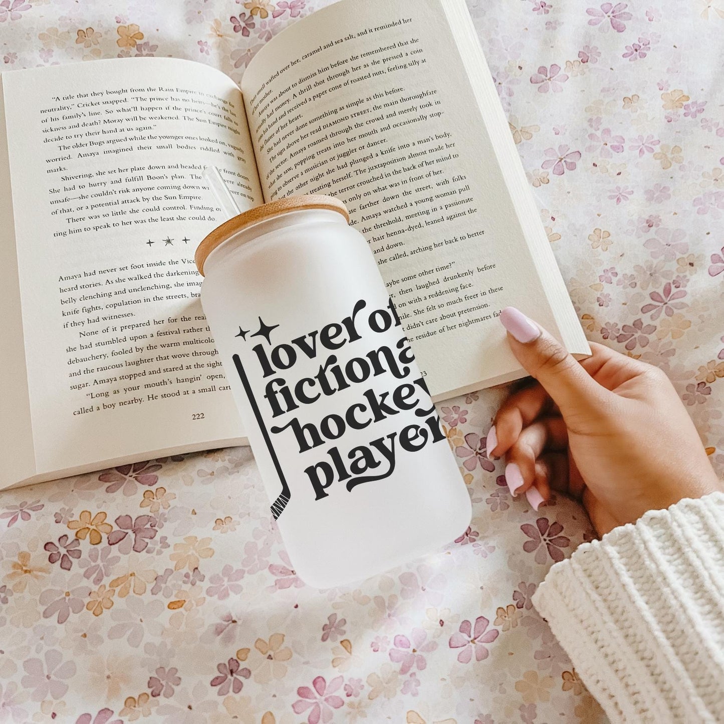 Lover of Fictional Hockey Players Bookish Iced Coffee Glass, Perfect for Book Lovers, Cozy Book Gifts, Book Cup